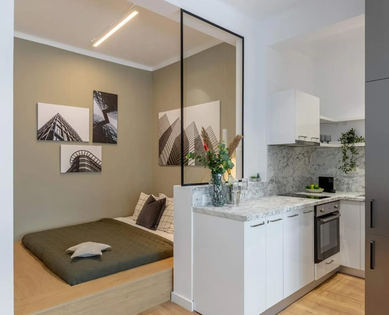 Holt - Modern Suites On Historic Calea Victoriei Bucharest