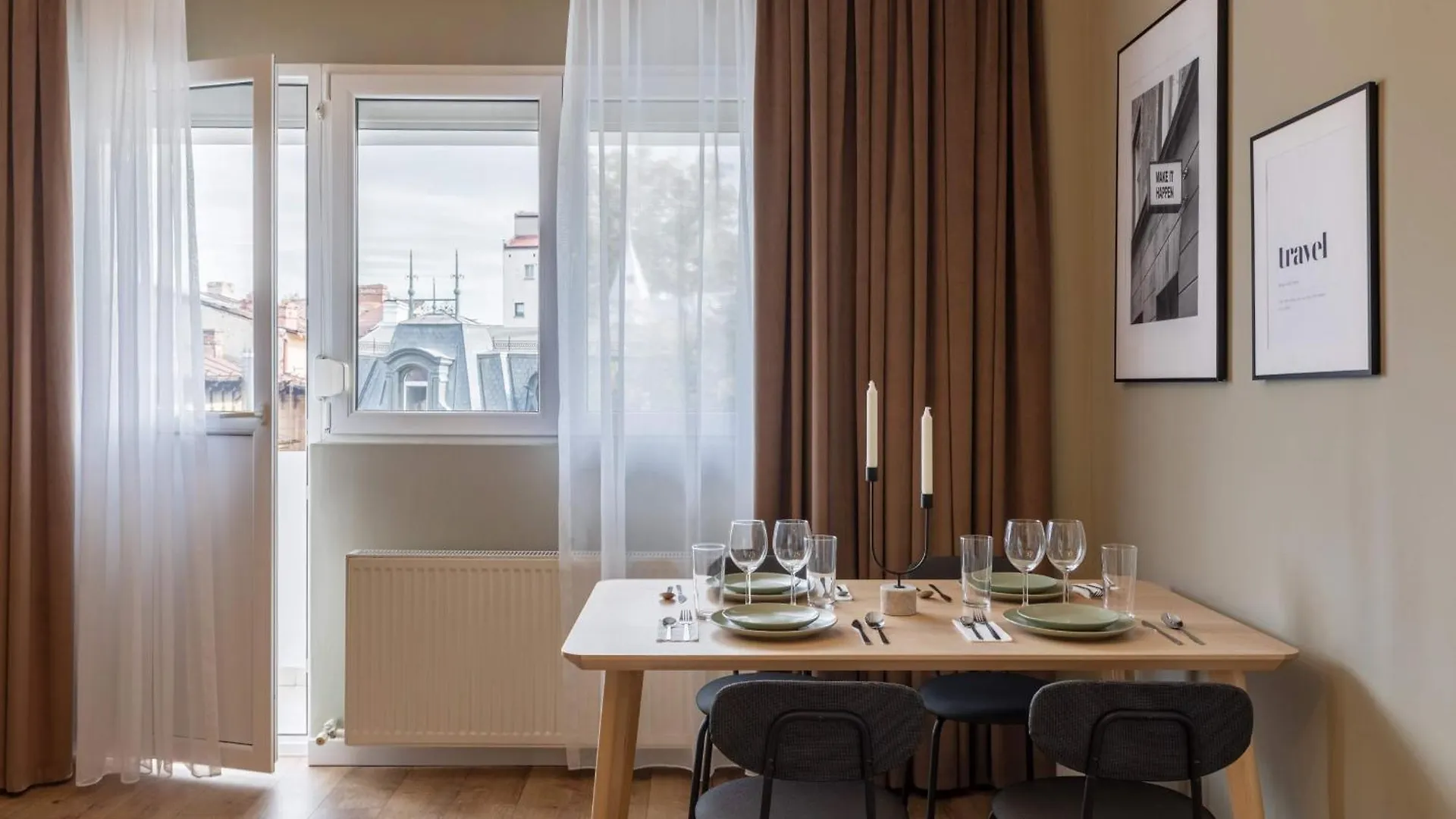 Holt - Modern Suites On Historic Calea Victoriei Bucharest