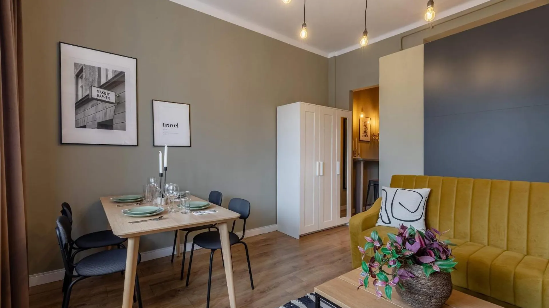 Apartment Holt - Modern Suites On Historic Calea Victoriei Bucharest