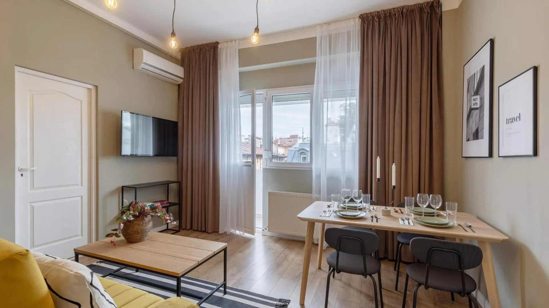 Holt - Modern Suites On Historic Calea Victoriei Bucharest
